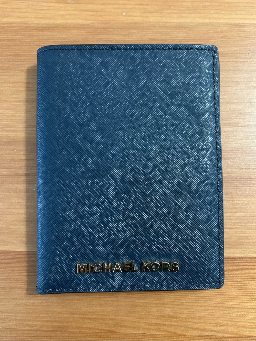 Michael Kors Passport case in navy